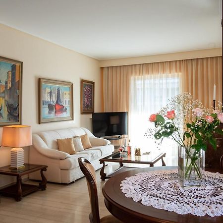 Hector'S Flisvos Apartment Афины Экстерьер фото