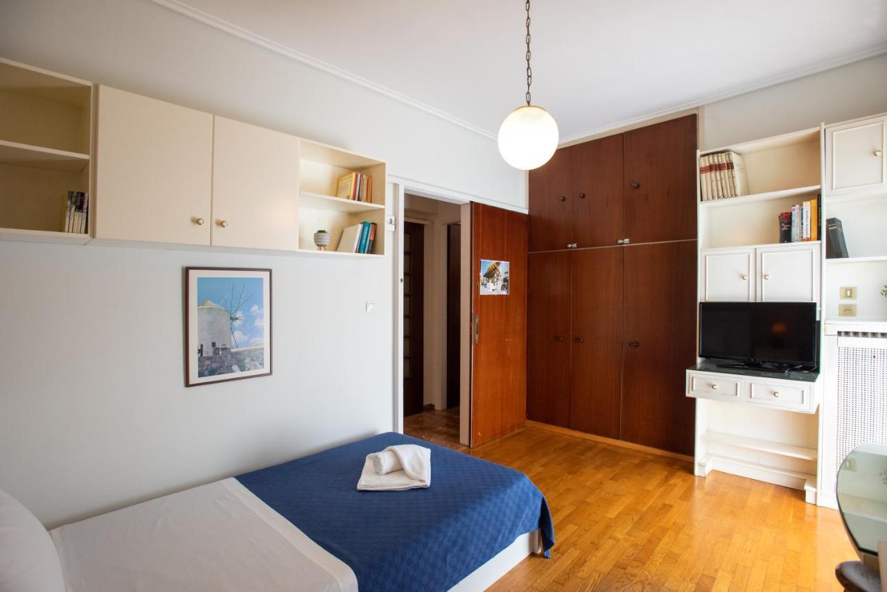 Hector'S Flisvos Apartment Афины Экстерьер фото